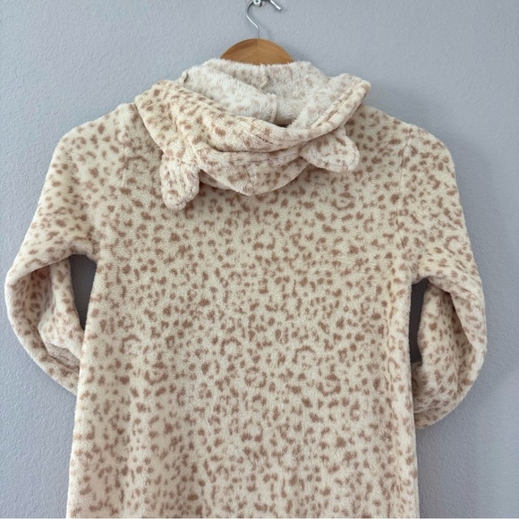 Girl's Cat & Jack Plush Pajamas Animal Print w/ Hoodie - Picture 7 of 12